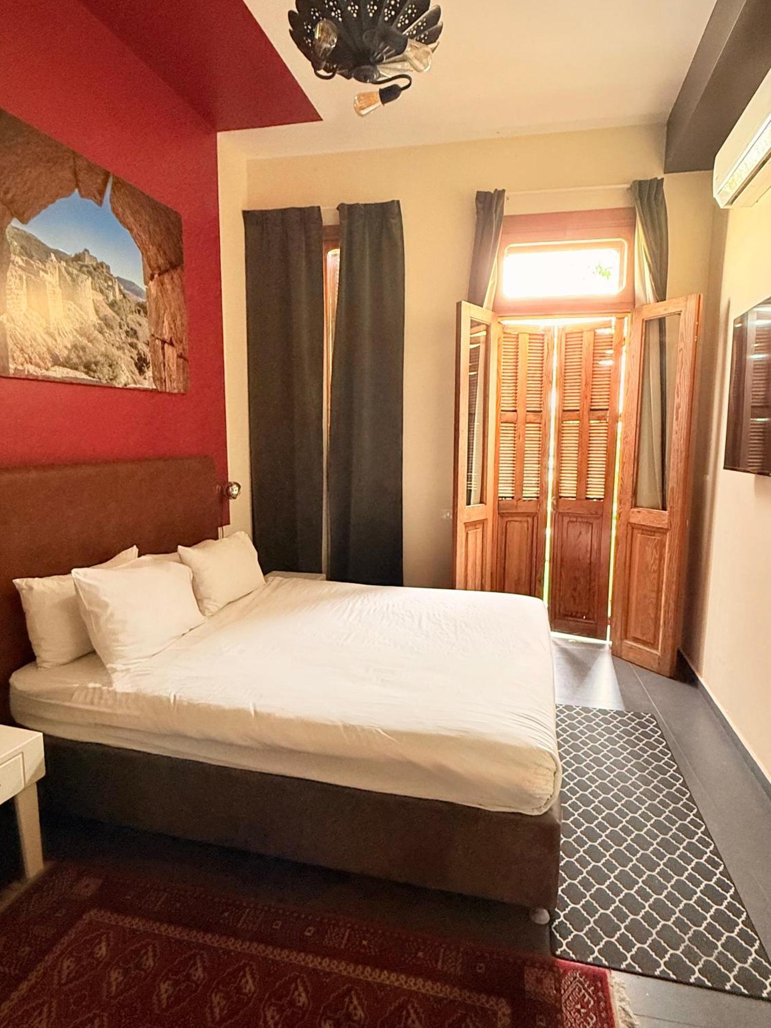 Inta Hotel (Adults Only) Tel Aviv Bagian luar foto